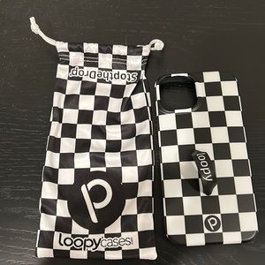 Loopy Case - Black & White Checkered